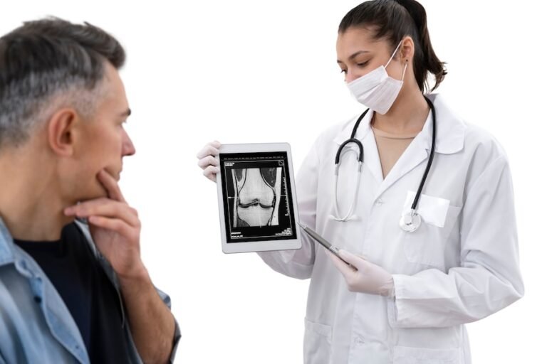 Finding the Top Obstetrician in Rajouri Garden.